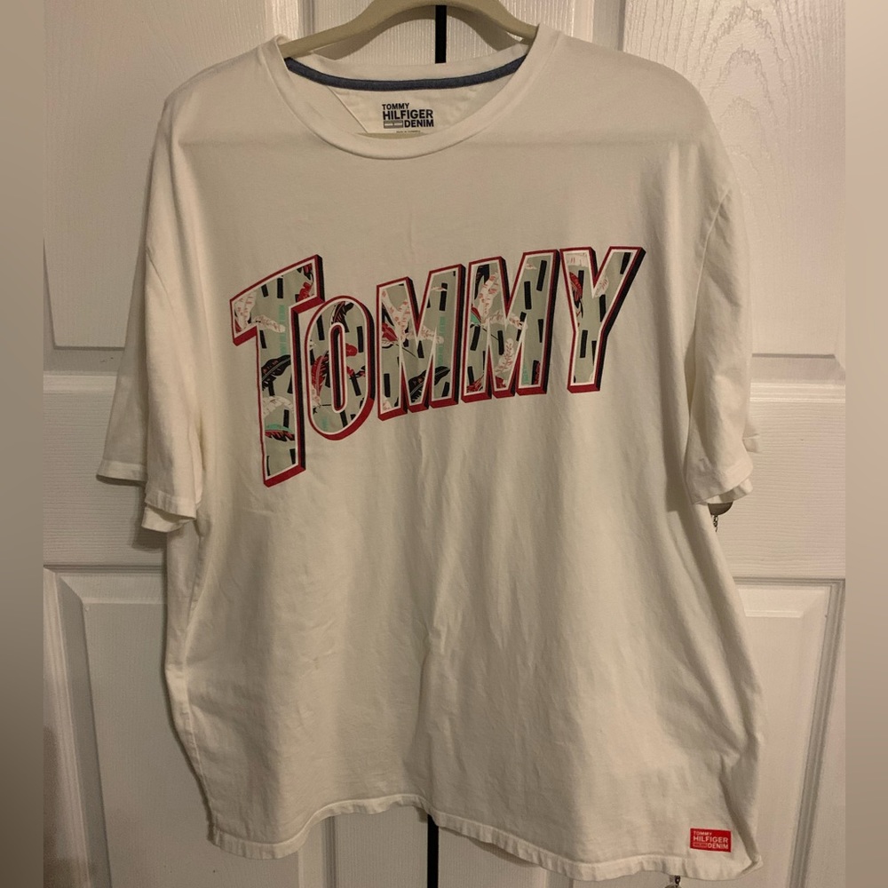 Tommy Hilfiger Mens Tee, XXL, Great Condition